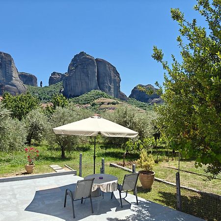 Olive Grove Apartment Калампака Екстериор снимка