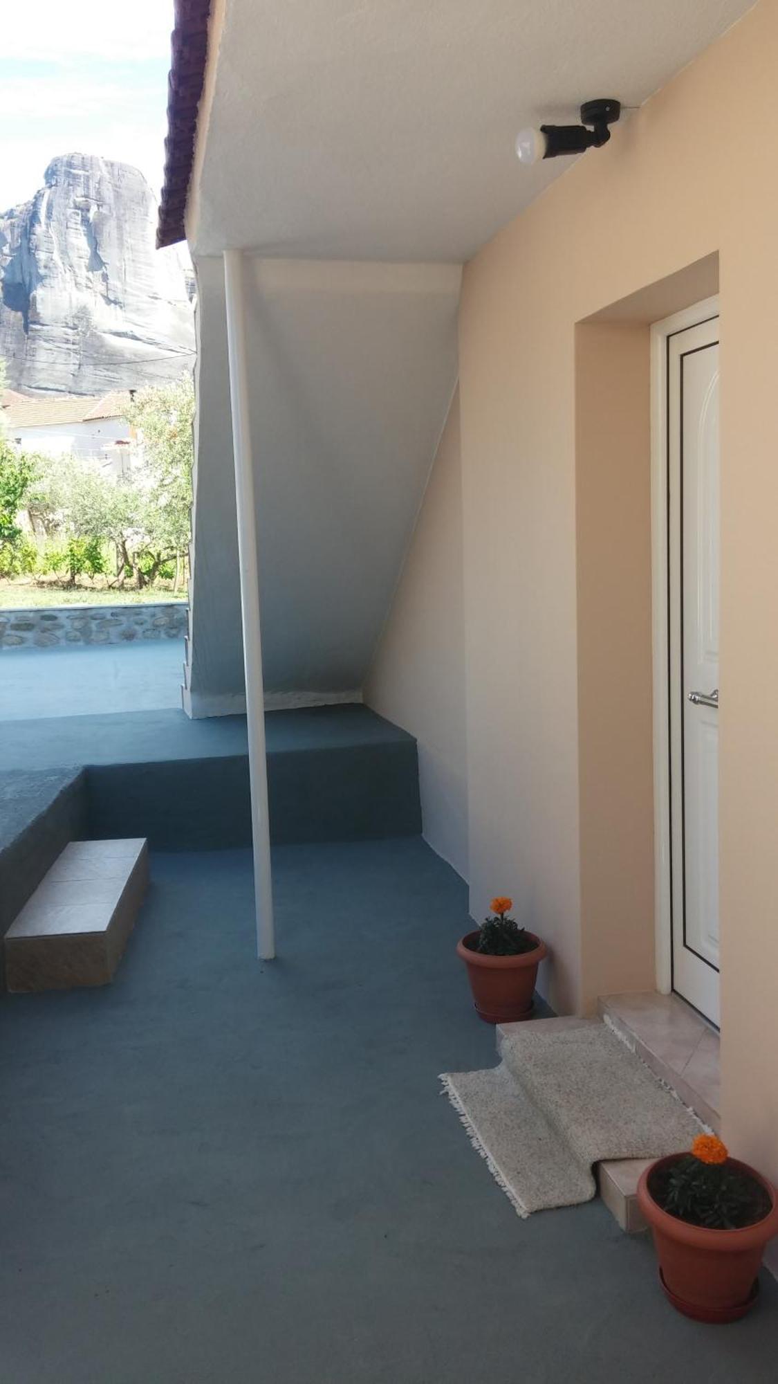 Olive Grove Apartment Калампака Стая снимка