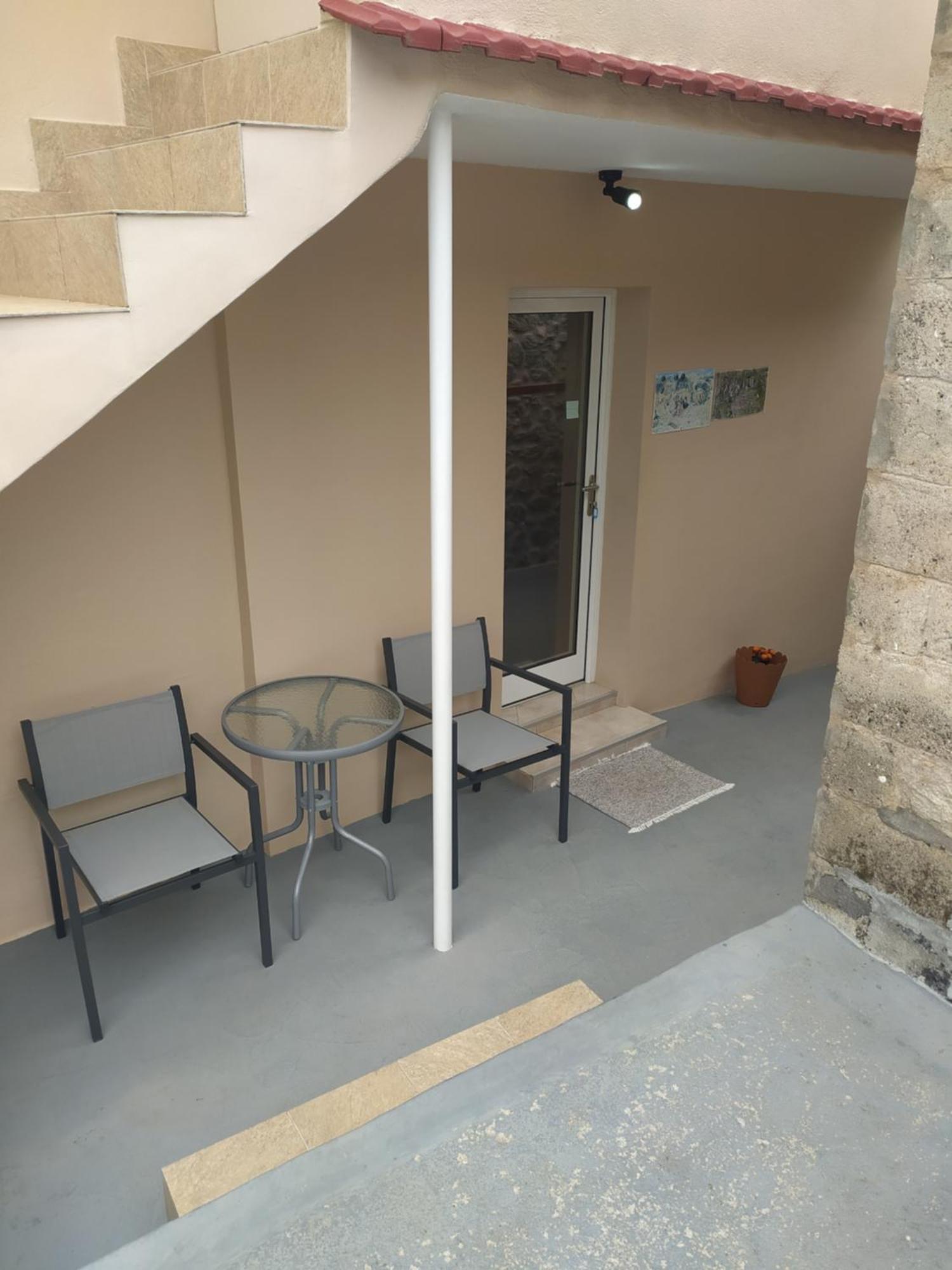 Olive Grove Apartment Калампака Екстериор снимка